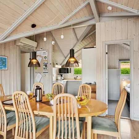 Bessi - 200m From The Sea By Interhome Vakantiehuis *