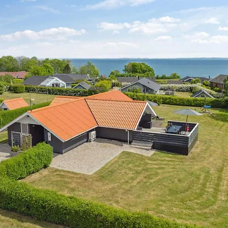 Vakantiehuis Bessi - 200m From The Sea By Interhome Sarup