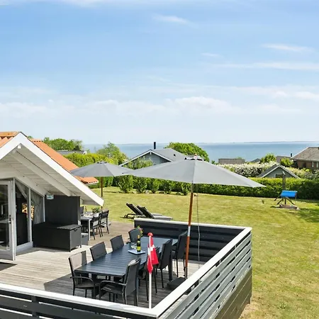 Holiday home Bessi - 200m From The Sea By Interhome Sarup